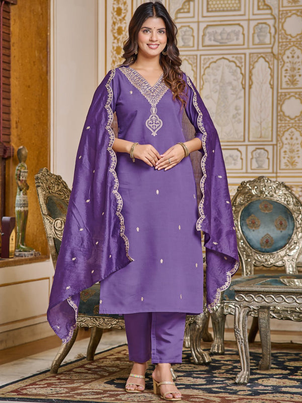 Diya's Embroidary Design Kurti Set