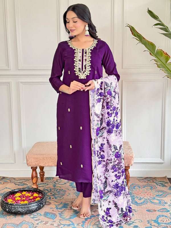 Radhi's stylish Kurti Set.