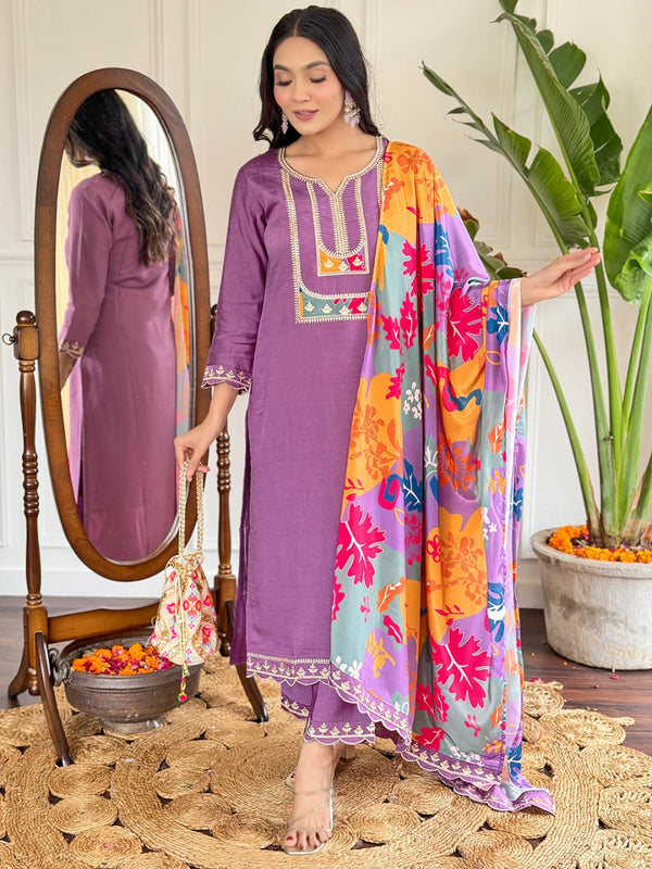 Radhu's New Arriwal Kurti Set.