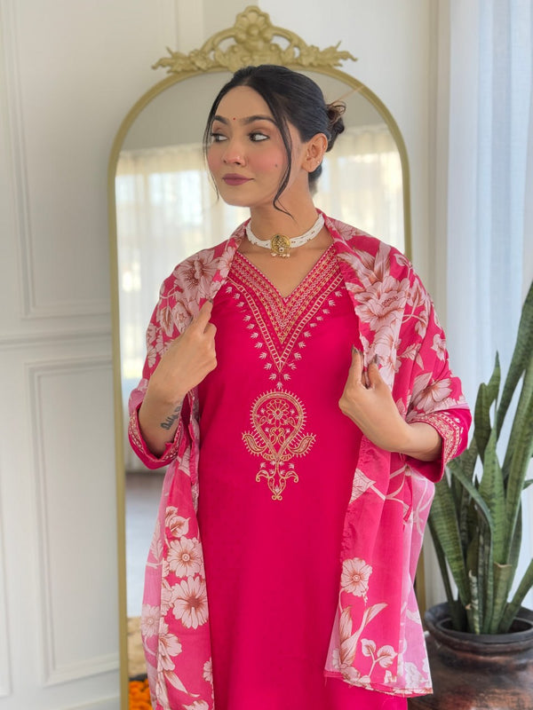Laxy's New aArriwal Kurti Set.