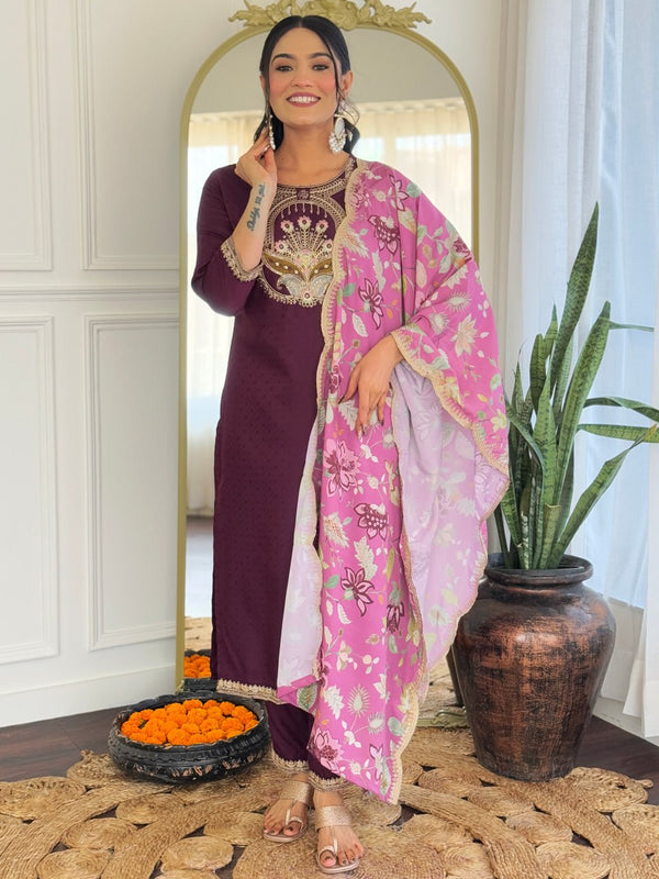 Aayushi's New Arriwal Kurti Set.