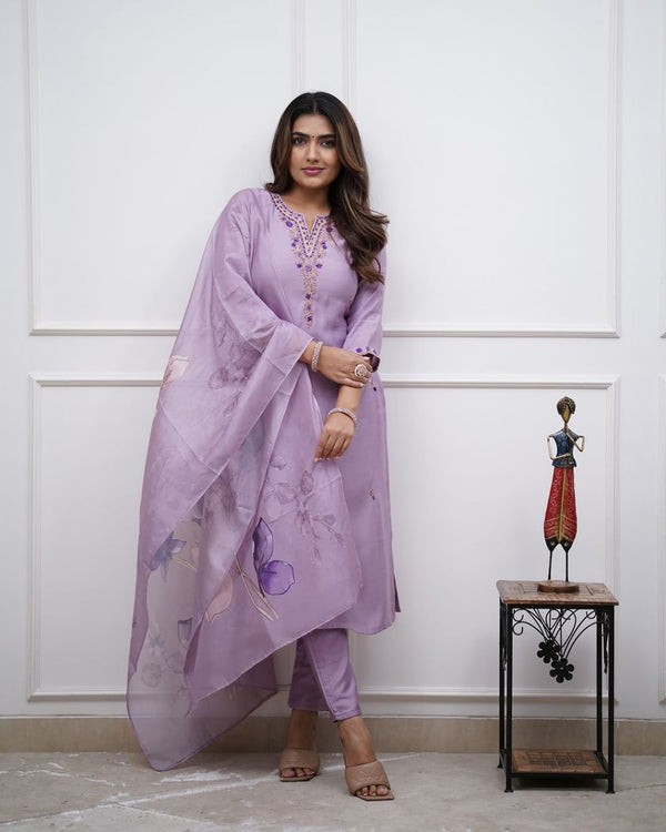 Riddhu's New Arriwal Kurti Set.