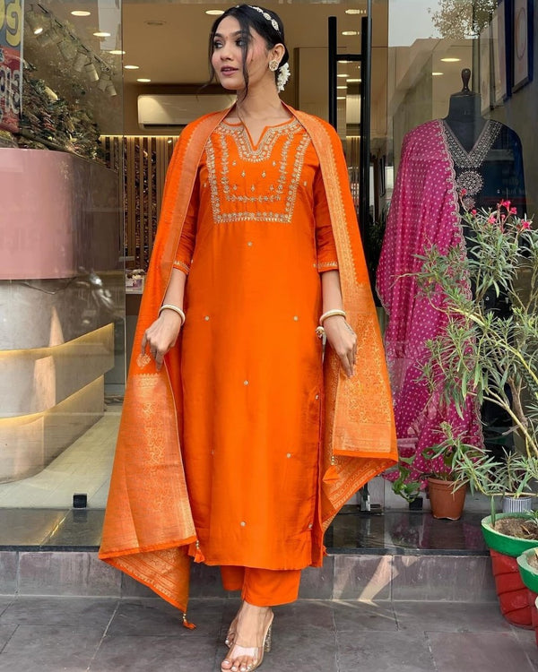 Laxy's New Design Kurti Set..